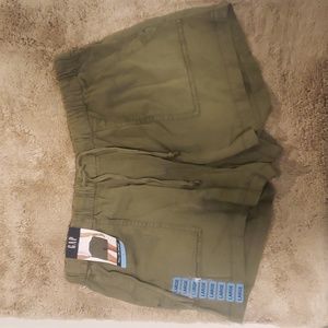 Women's Pull on Gap Shorts size Large